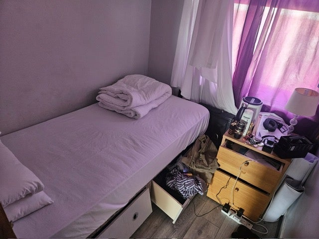 Room Lanark Close in Greater London