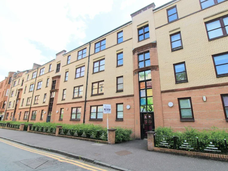 Flat Oatlands Square in Glasgow