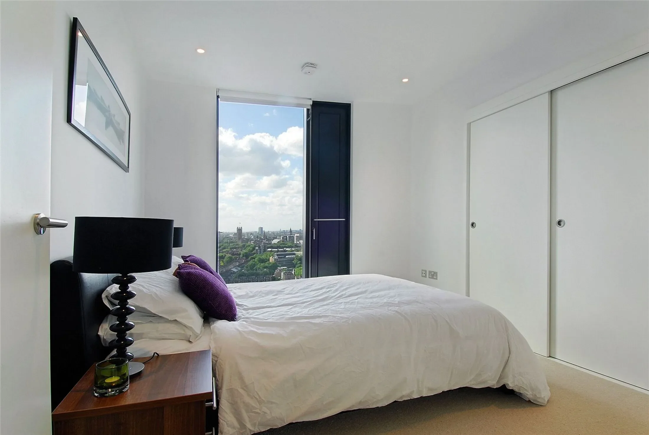 Flat Wollaston Close in Greater London