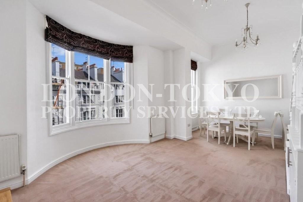 Flat Gloucester Terrace in City of Westminster