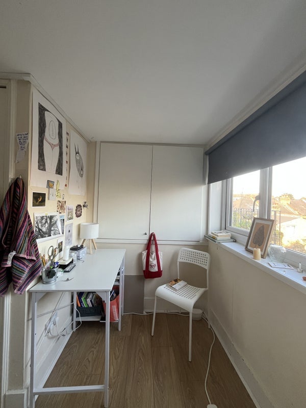 Room Shacklewell Lane in Greater London