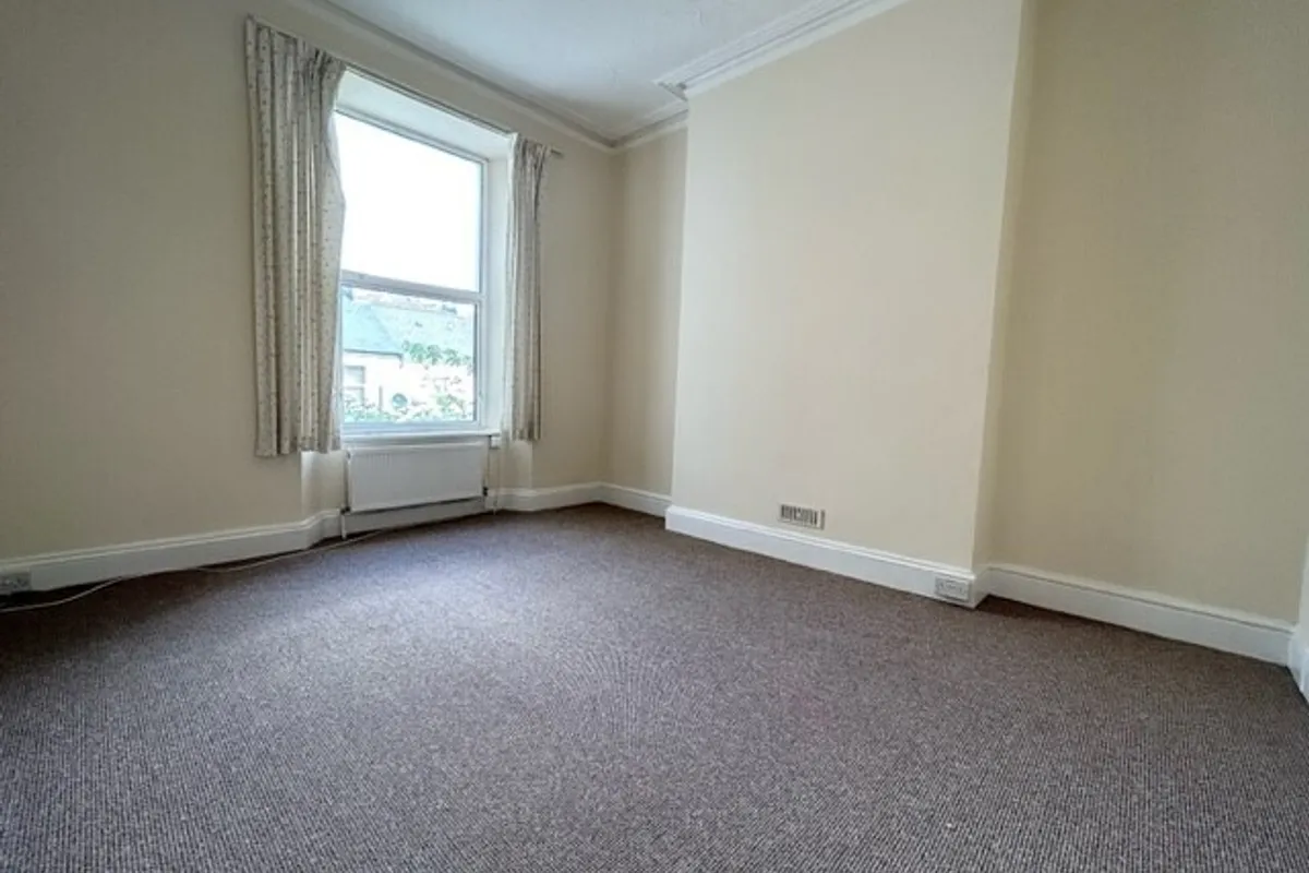 Flat Belgrave Lane in Plymouth