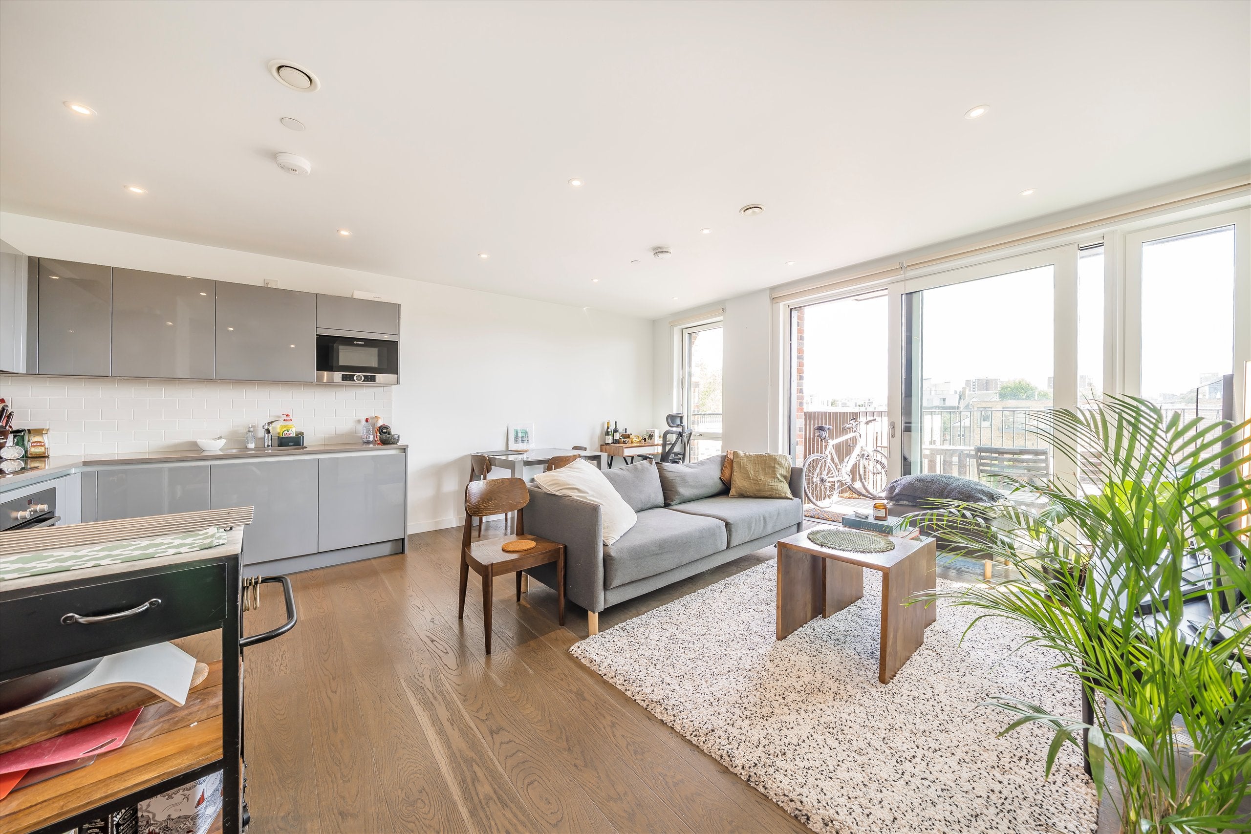 Flat Heygate Street in Greater London