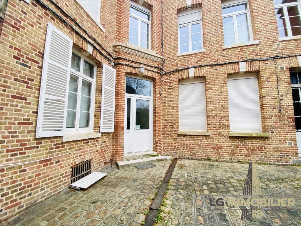 Flat Rue Henriville in Beaucourt-sur-l'Hallue