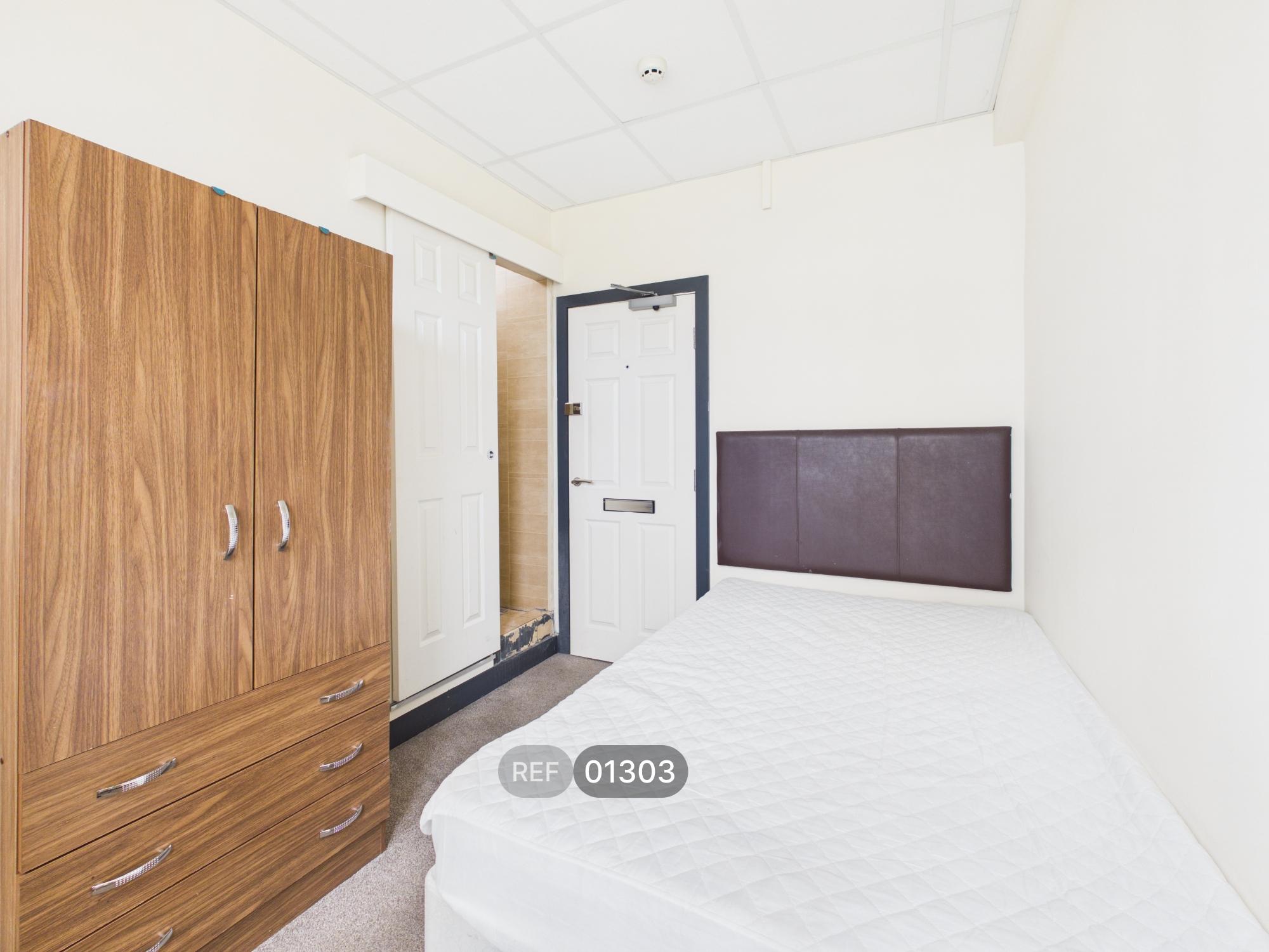 Room Anlaby Road in Hull