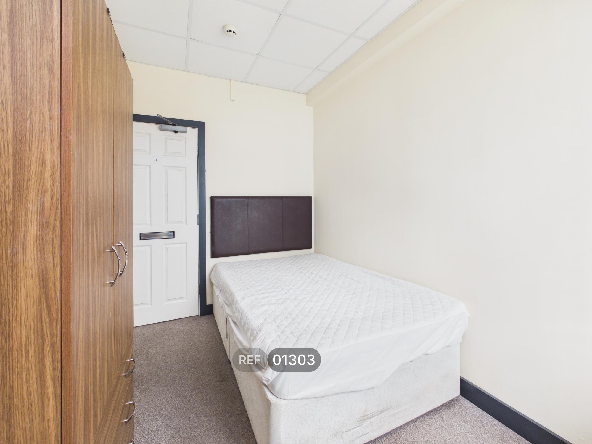 Room Anlaby Road in Hull