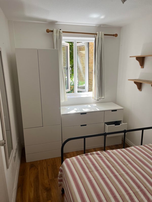 Room Clifton Place in Greater London