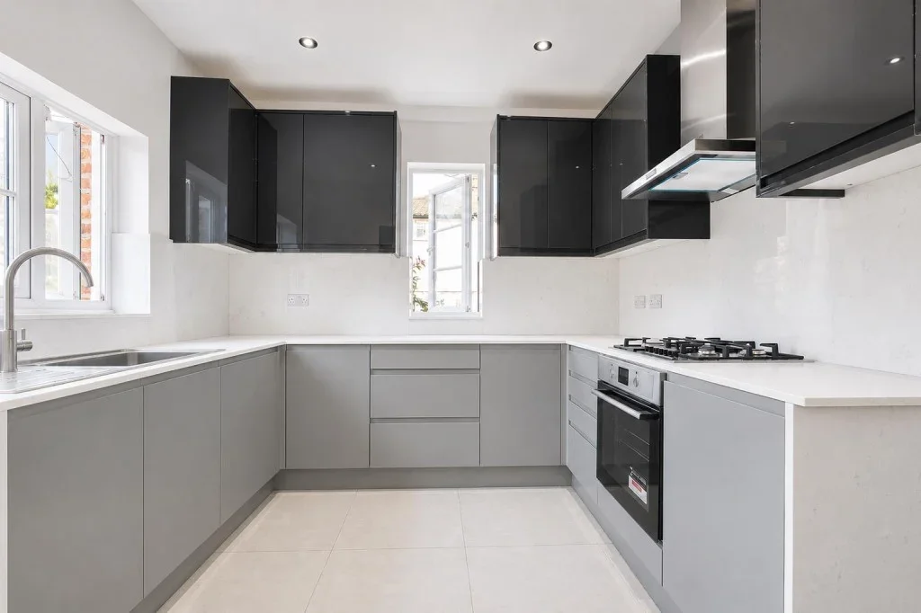 House Harefield Road in Greater London