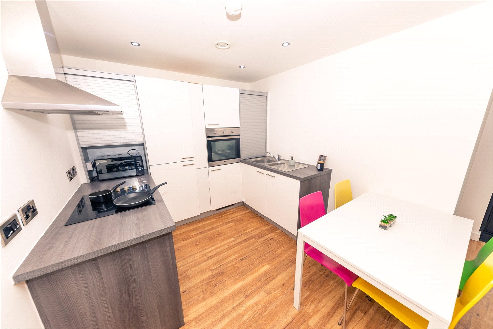 Flat Stanhope Street in Liverpool