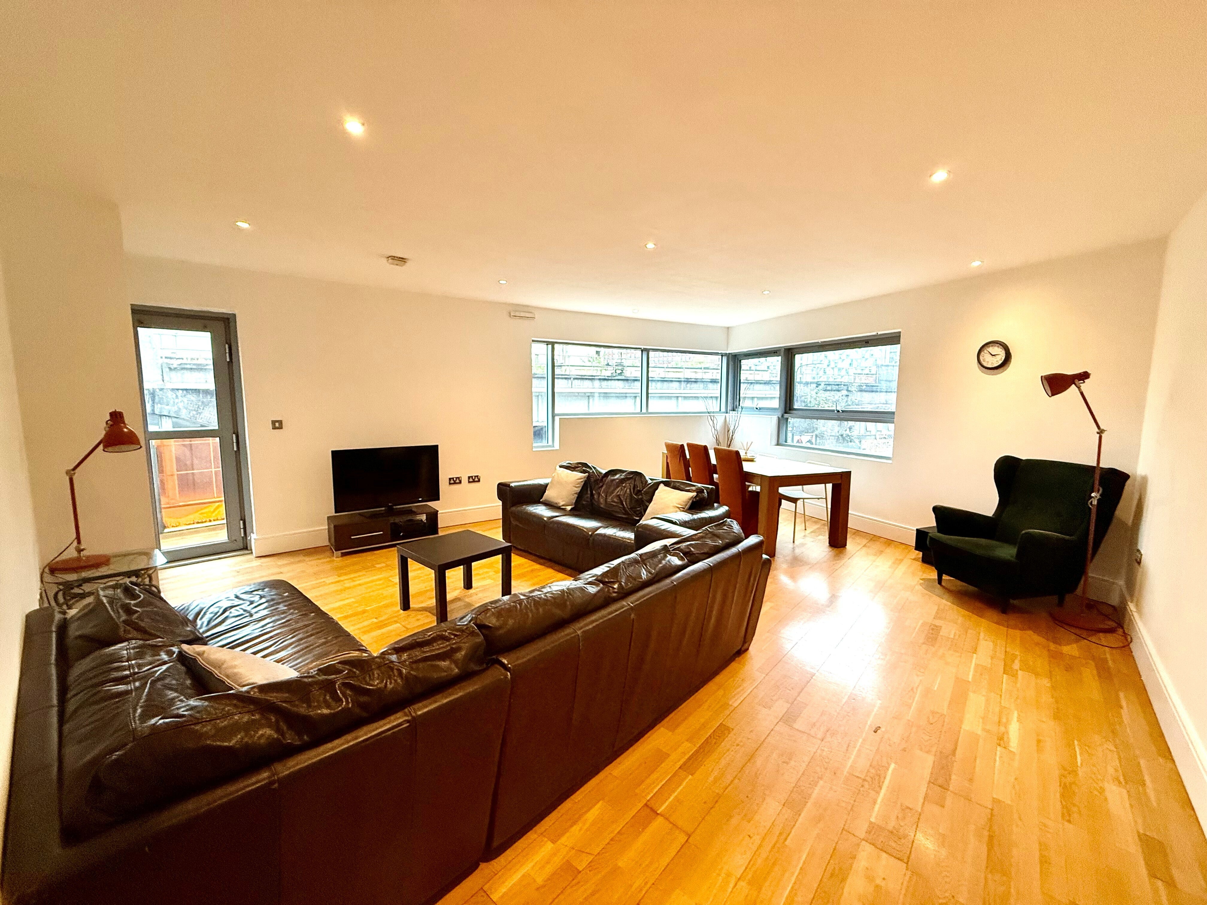Flat Whitworth Street West in Manchester