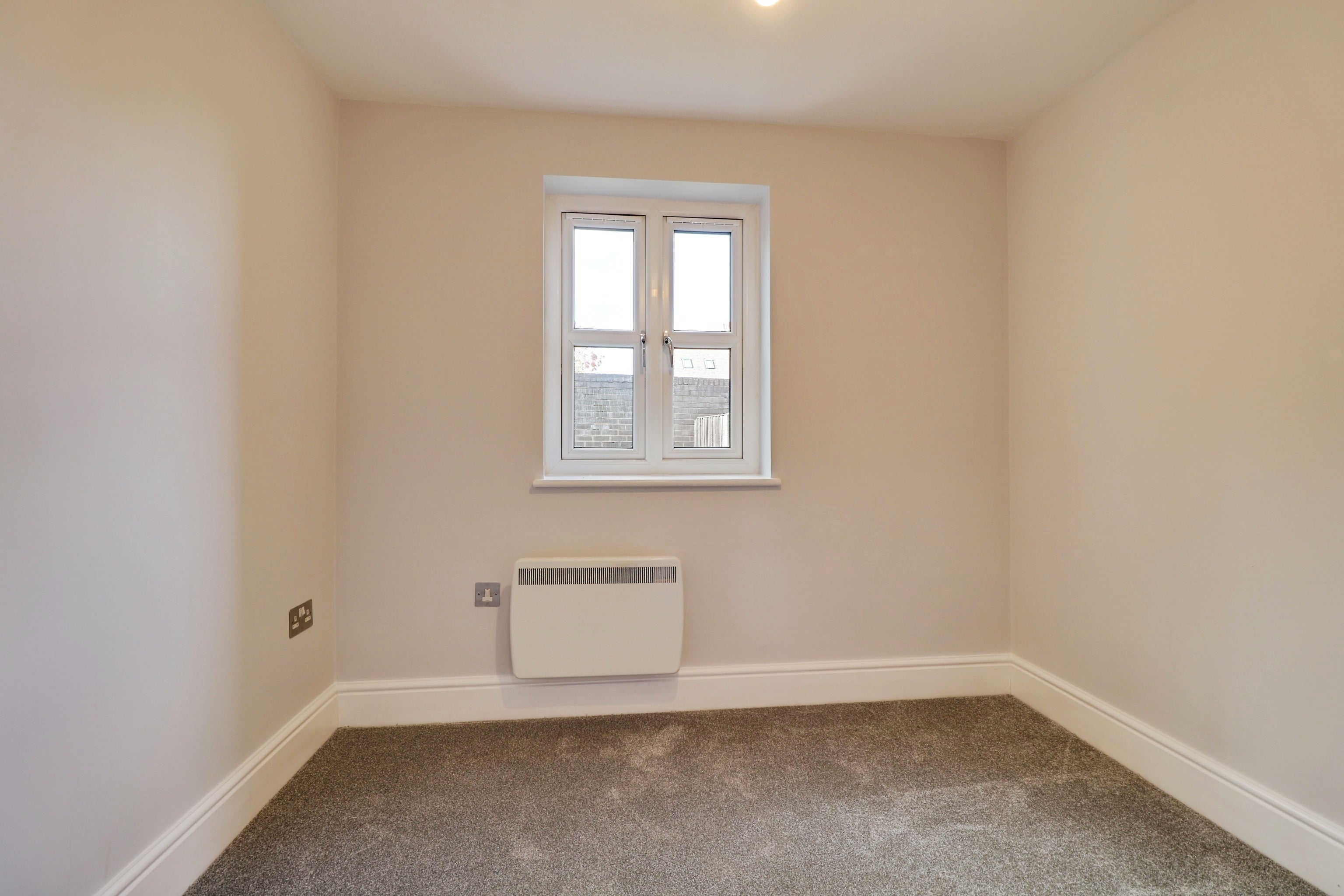 Flat Eastwood Road in Rayleigh