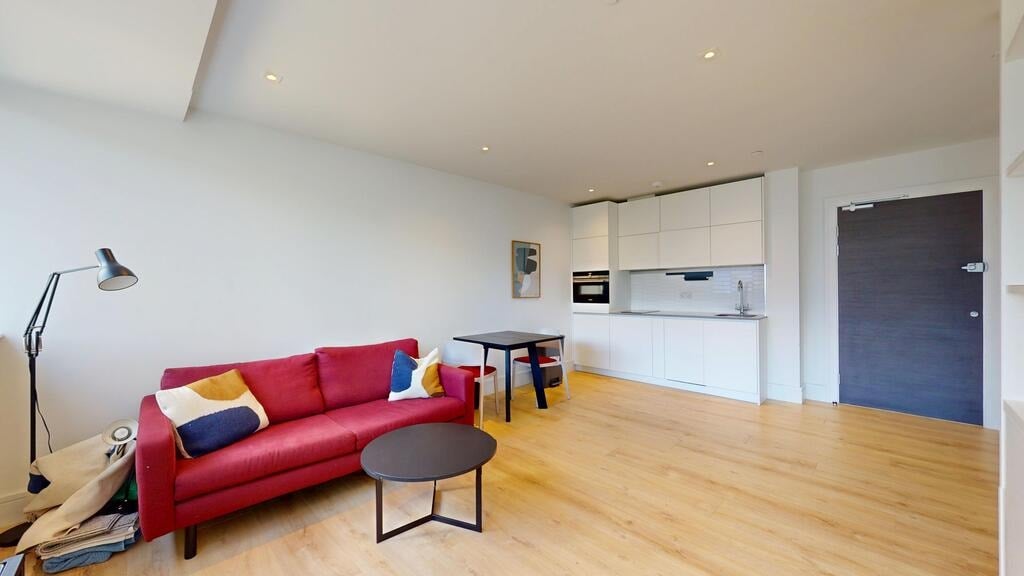 Flat Humphry Repton Lane in Greater London
