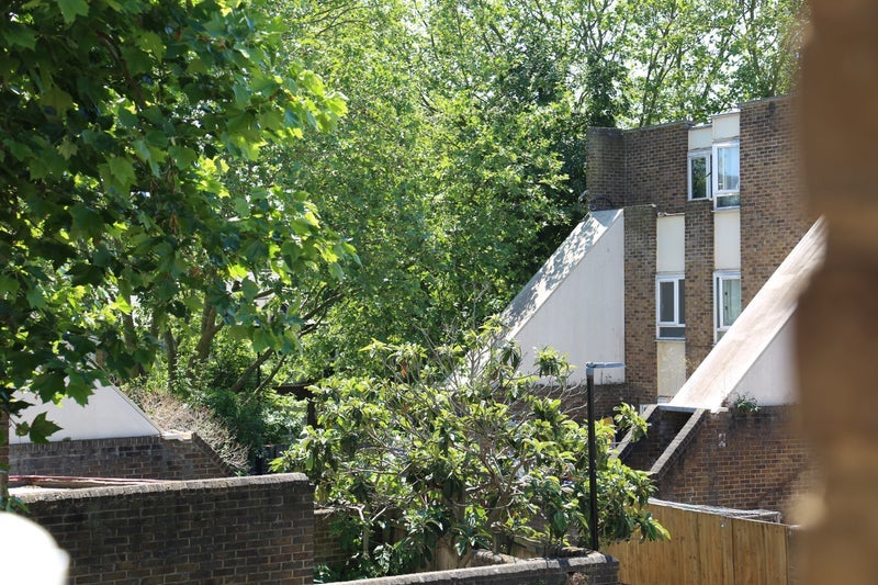 Room Dale Road in Greater London