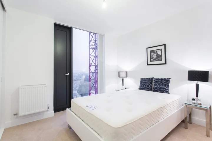 Flat Gilmore Road in Greater London