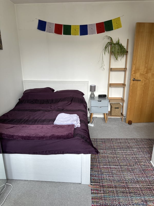 Room Spencer Way in Greater London