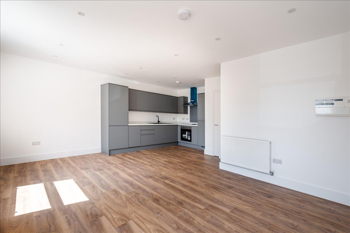 Flat Clarence Place in Greater London