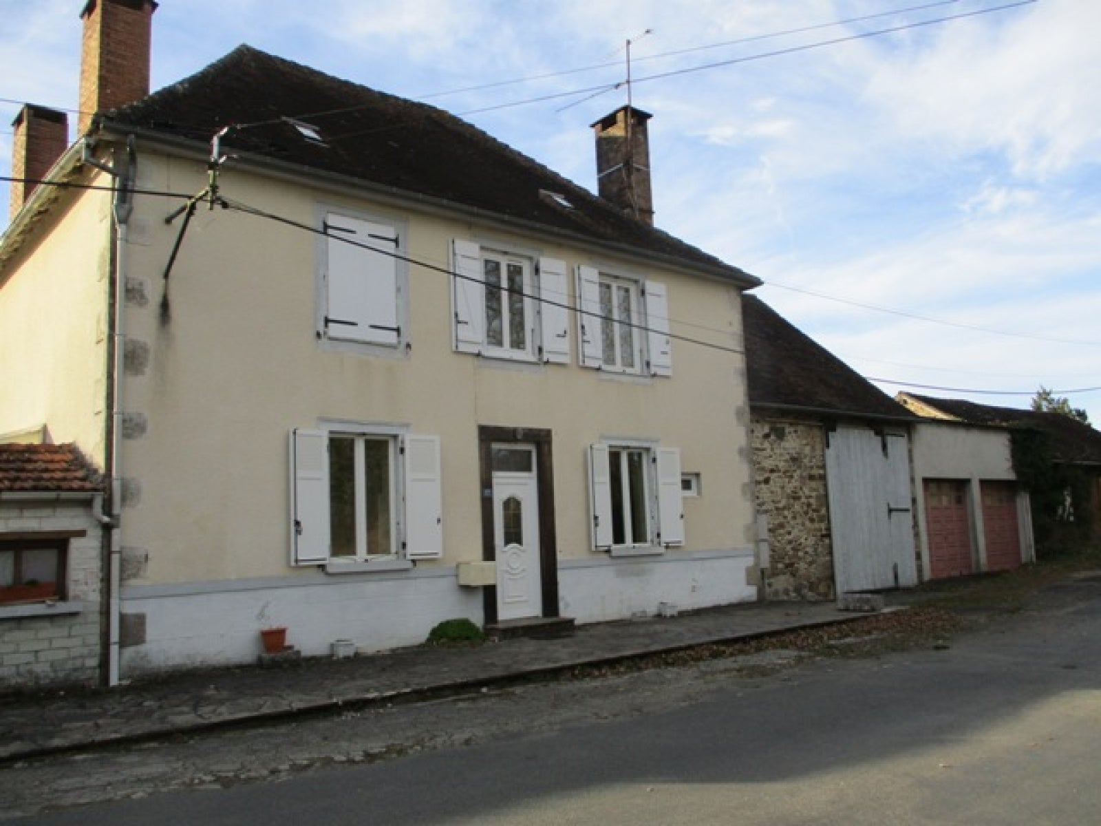 House Boulevard de l'Hôtel de Ville in Saint-Yrieix-la-Perche