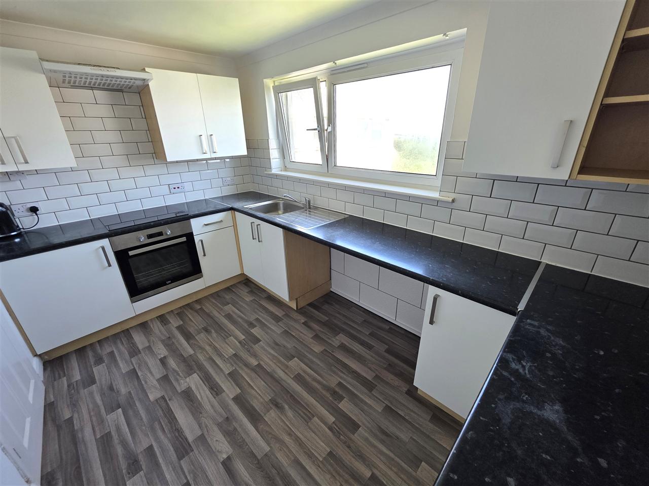 Flat Edmund Kean in Nerston Village