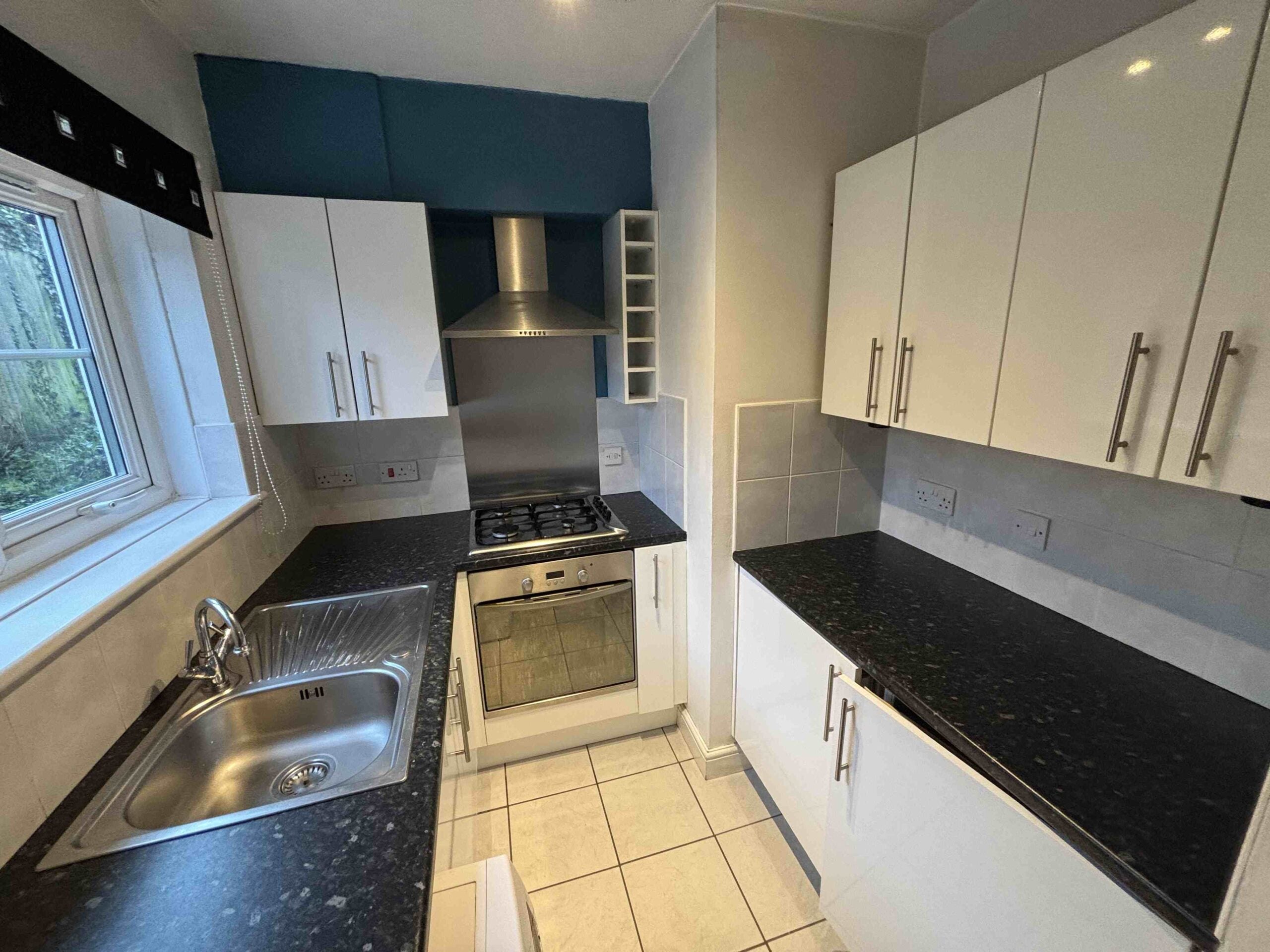 Flat Avebury Close in Nuneaton and Bedworth