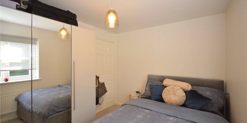 Flat Marlcroft Drive in Liverpool