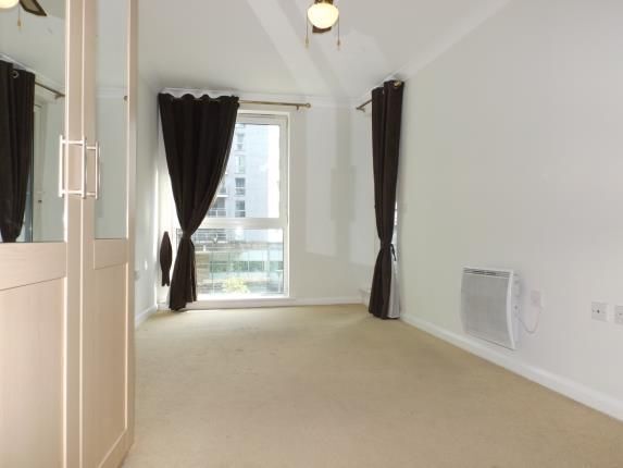 Flat Alençon Link in Basingstoke and Deane