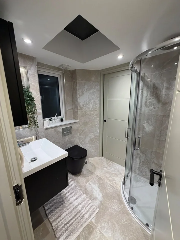 Room Millson Close in Greater London