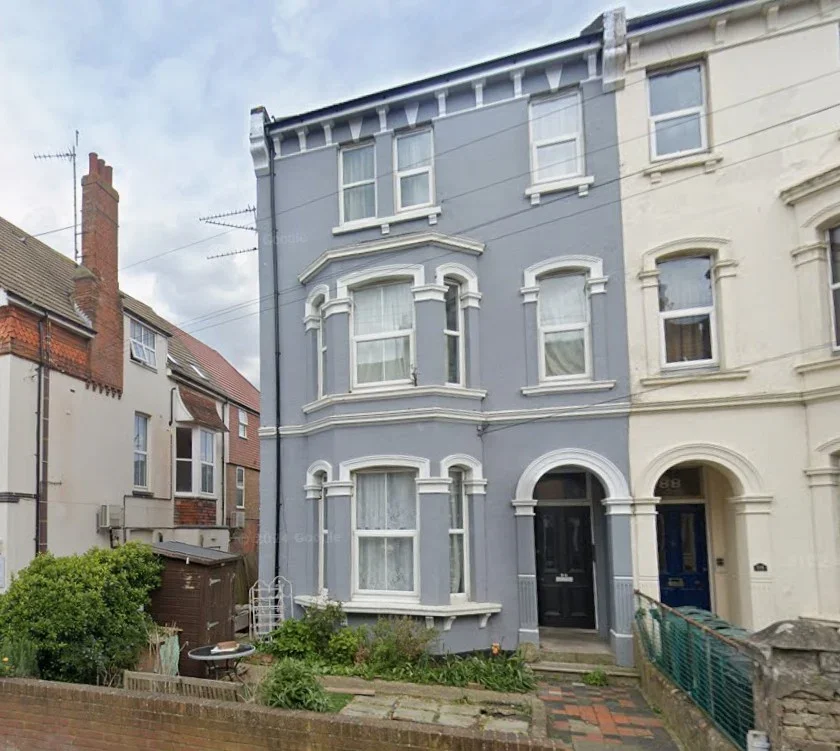 Flat London Road in Rother