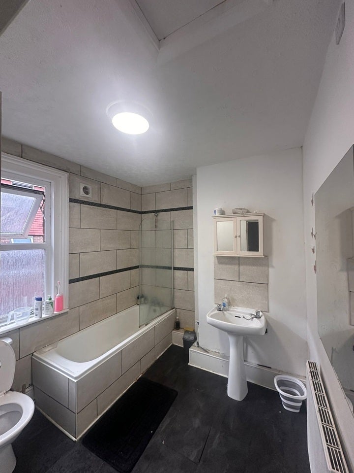 Flat London Road in Rother