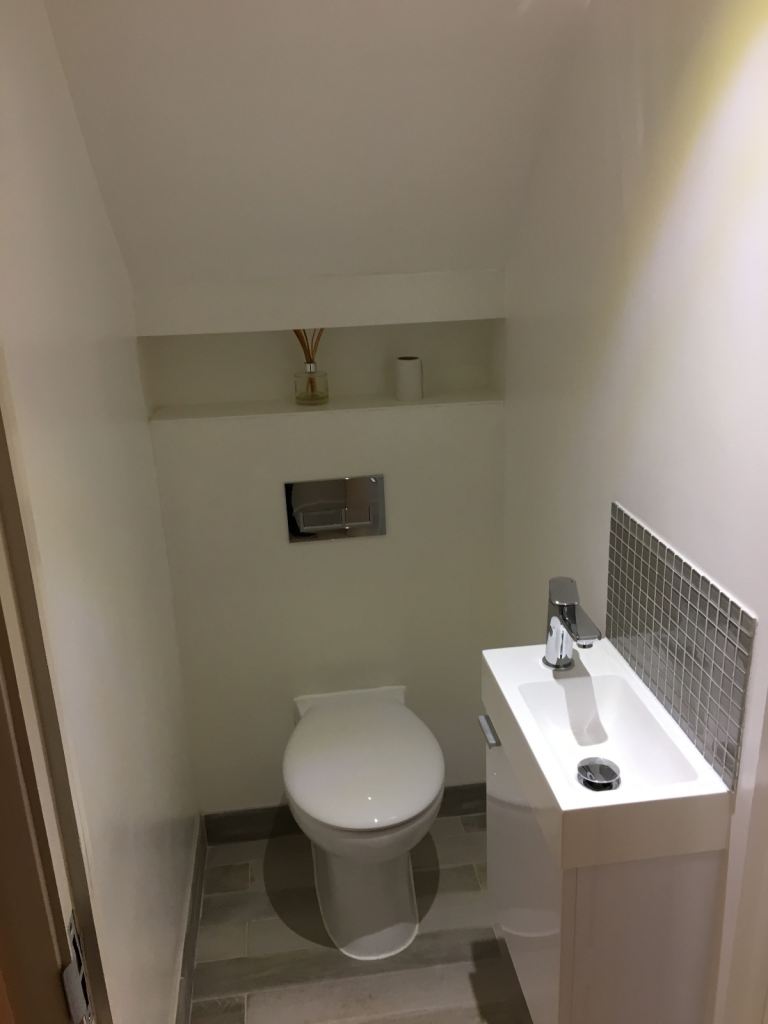 House Felhurst Crescent in Greater London