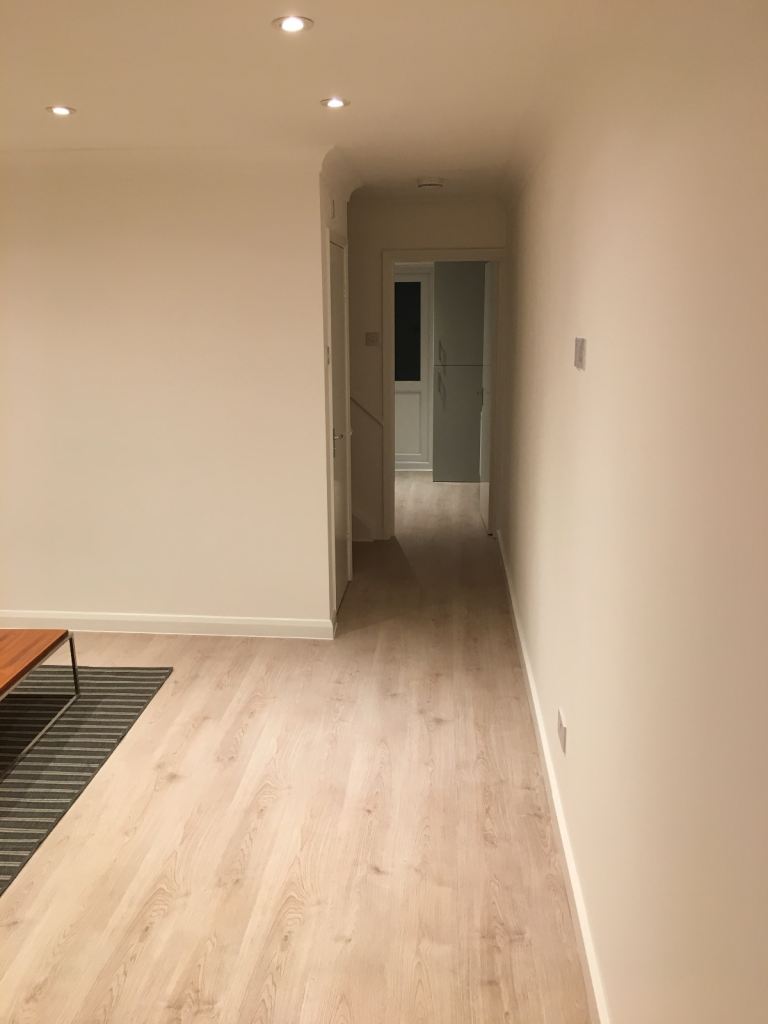 House Felhurst Crescent in Greater London