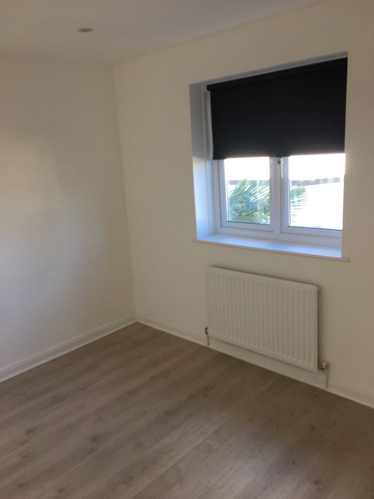 House Felhurst Crescent in Greater London