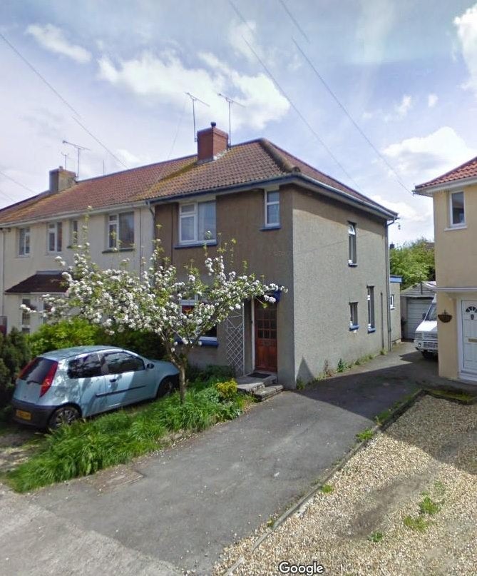 House Wakedean Gardens in Yatton