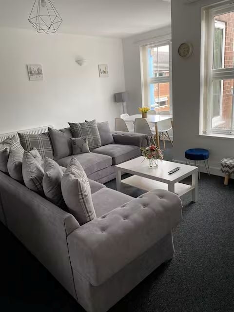 House Brandreth Close in Sheffield