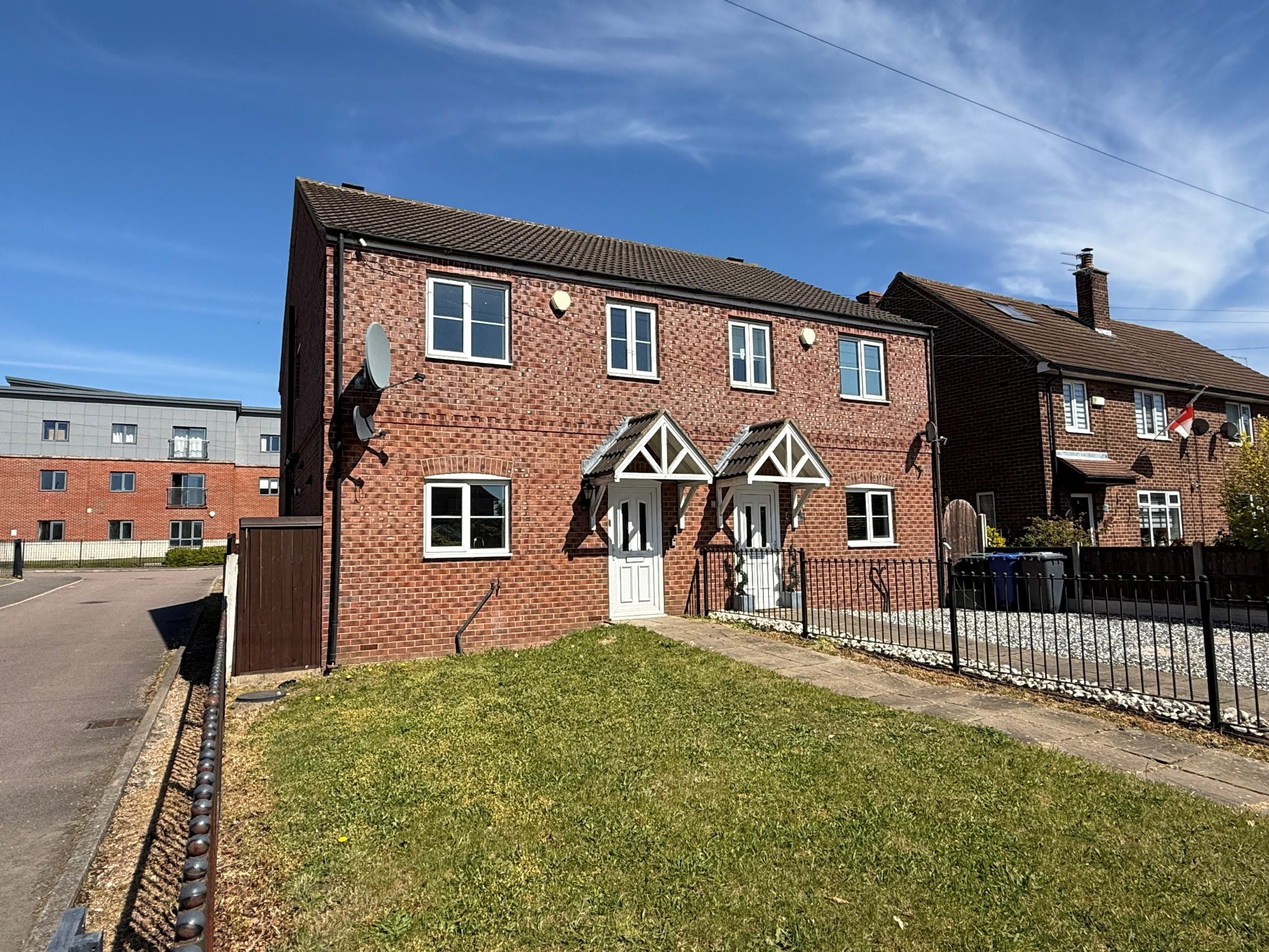 Flat Poplar Way in Doncaster