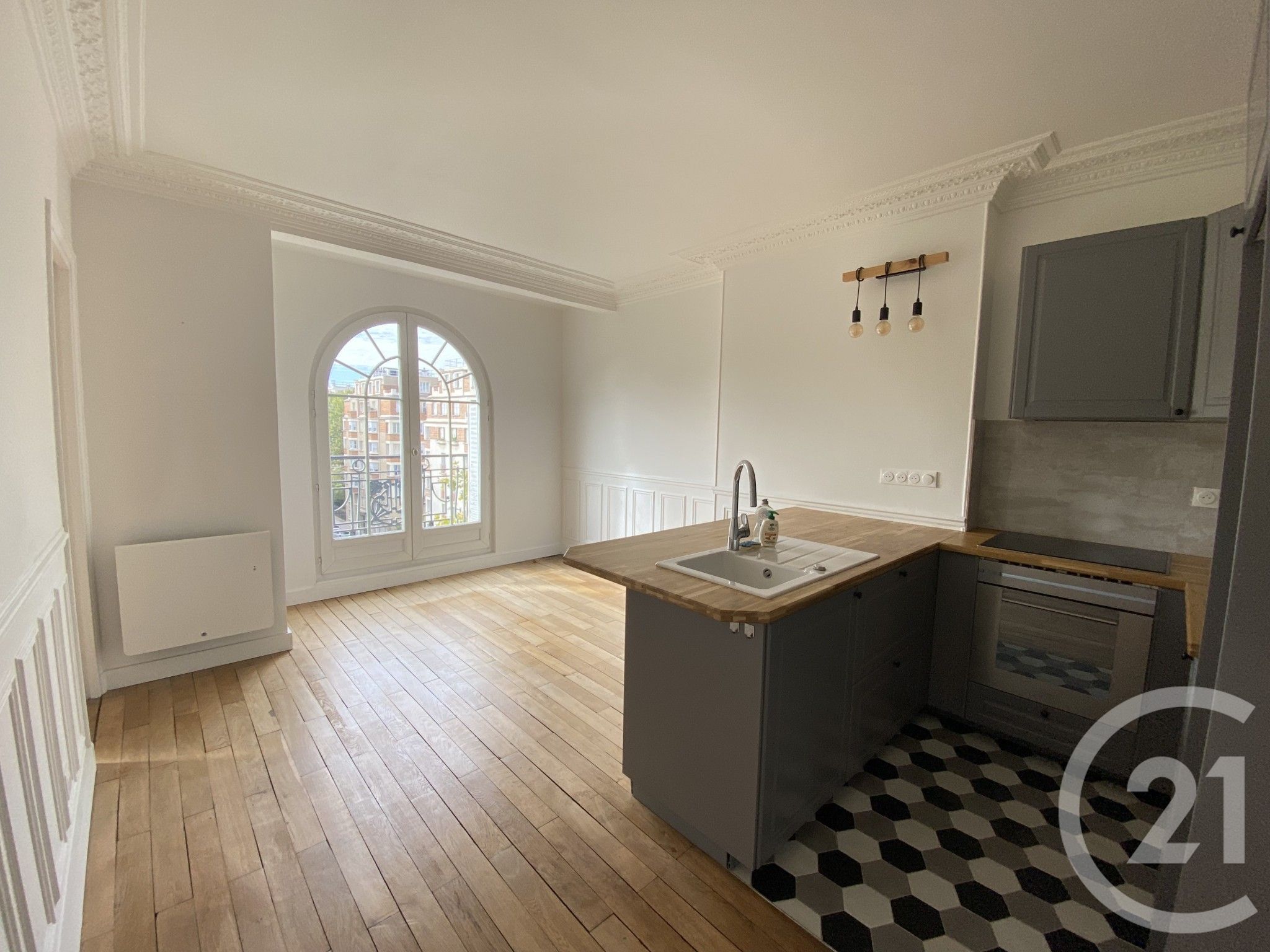 Flat Boulevard Brune in Paris