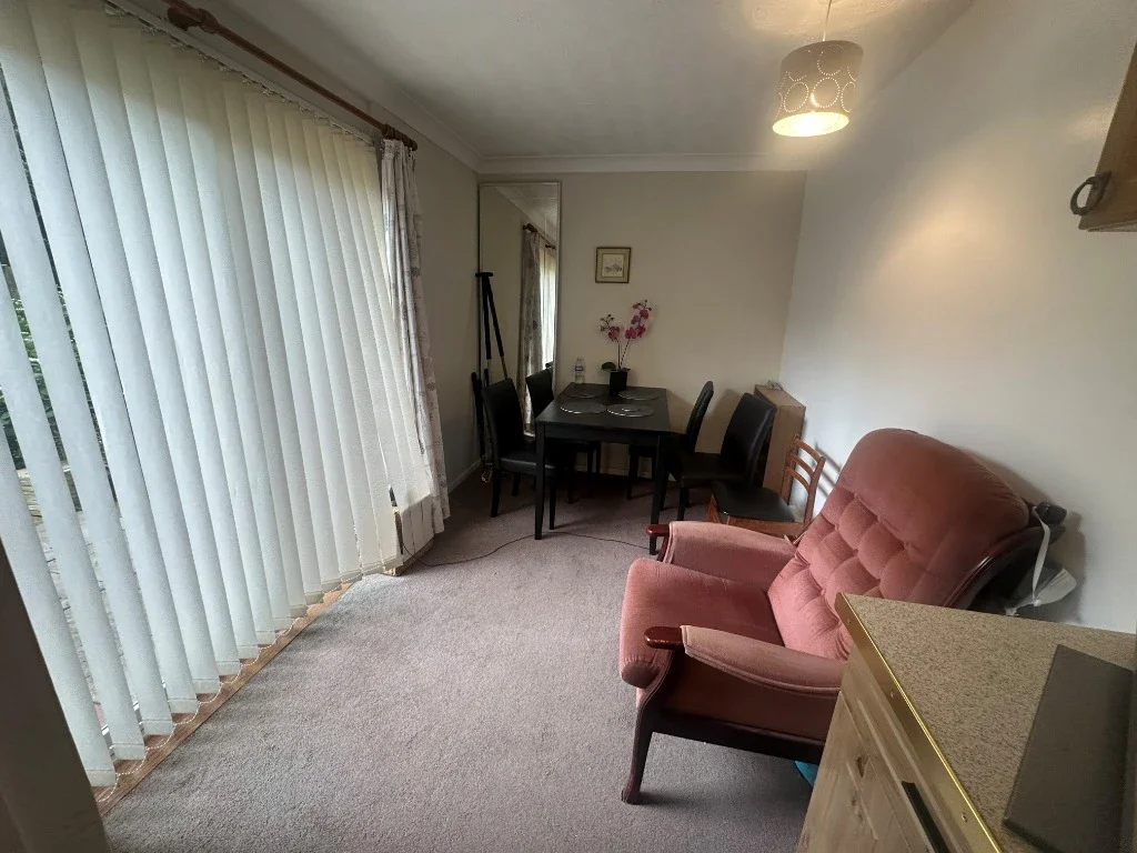 Room Doddridge Street in Northampton