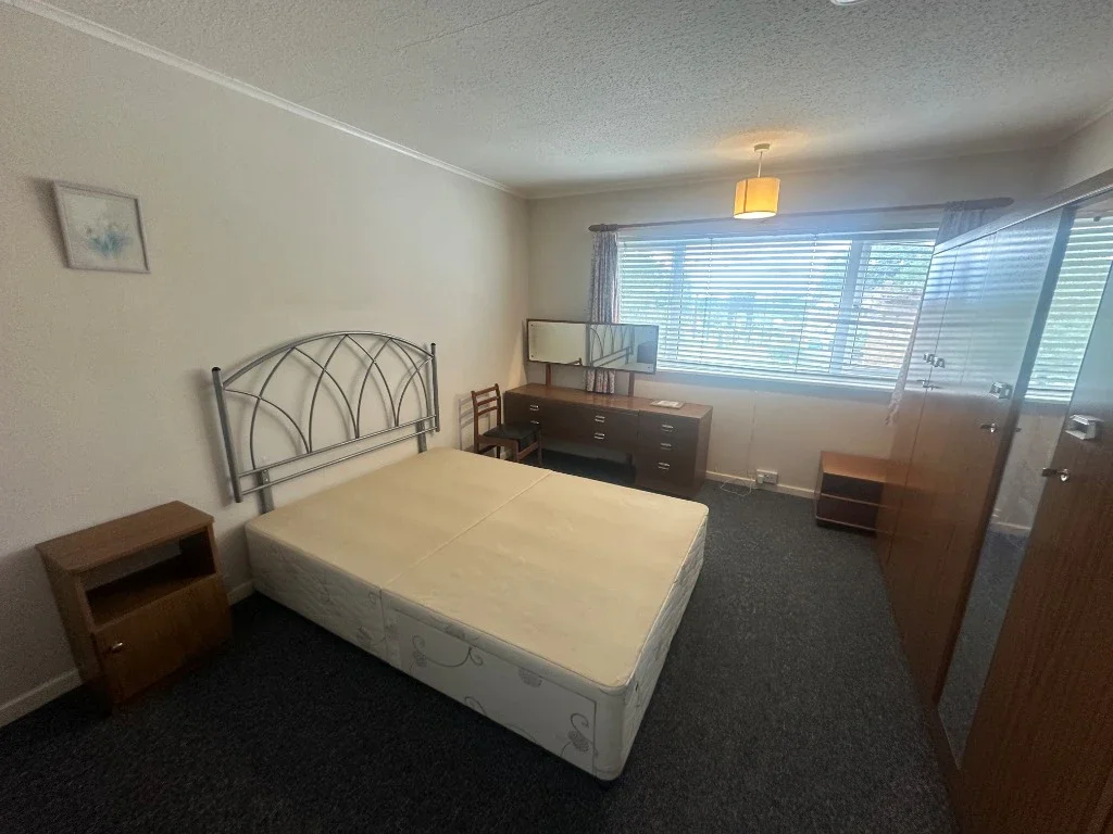 Room Doddridge Street in Northampton