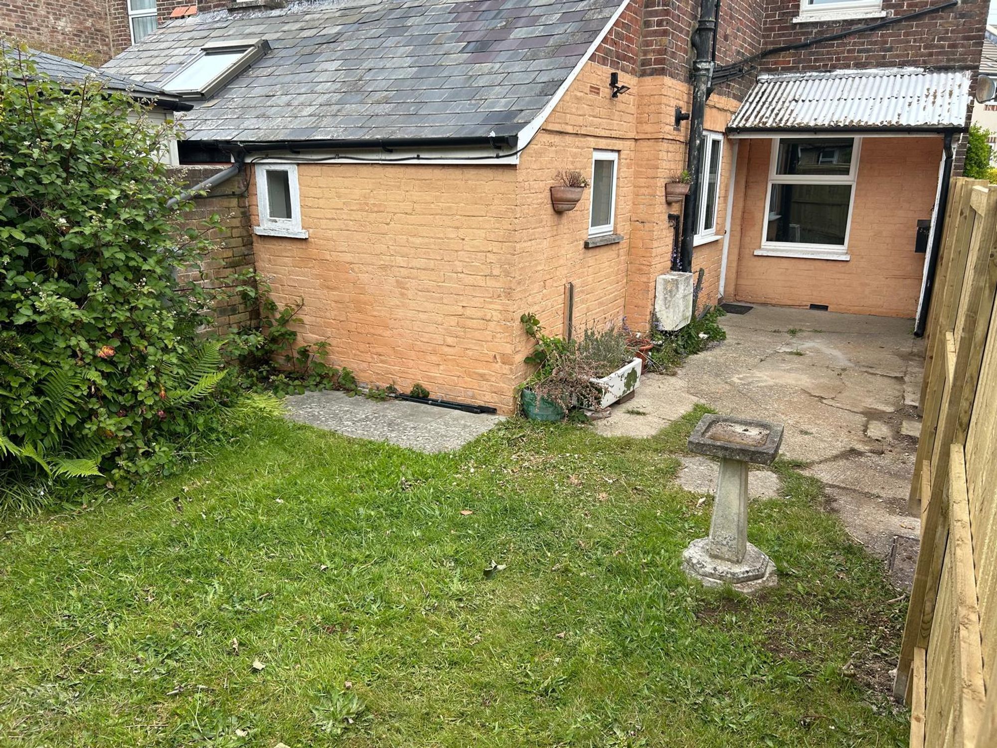 Flat Spitalfield Lane in Chichester