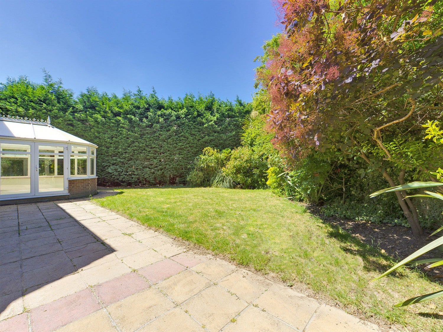 House Dutchells Copse in Horsham