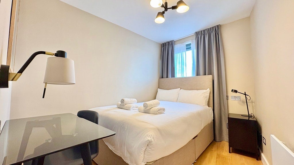 Flat Charlotte Street in Greater London