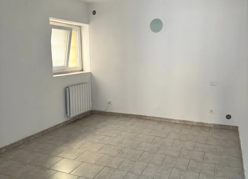 Flat Avenue des Frères Roqueplan in Mallemort