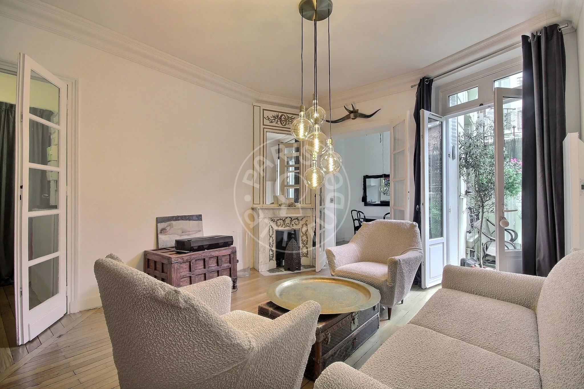 Flat Rue Ordener in Paris
