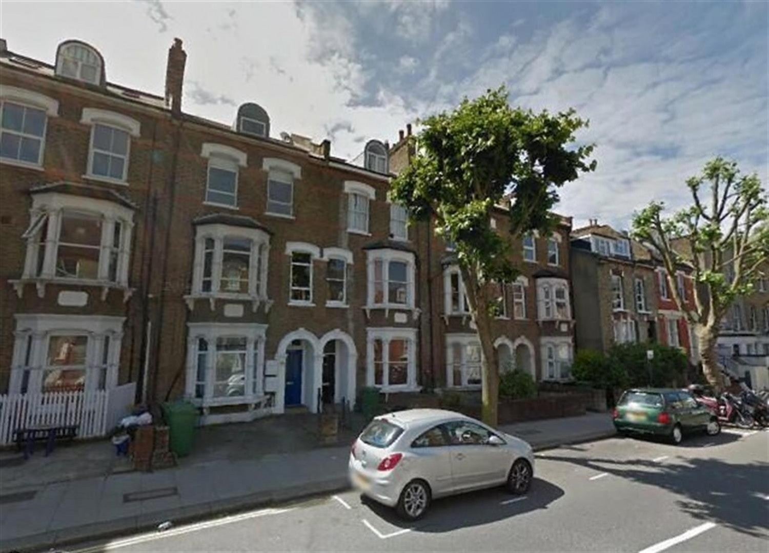 Flat Iverson Road in Greater London