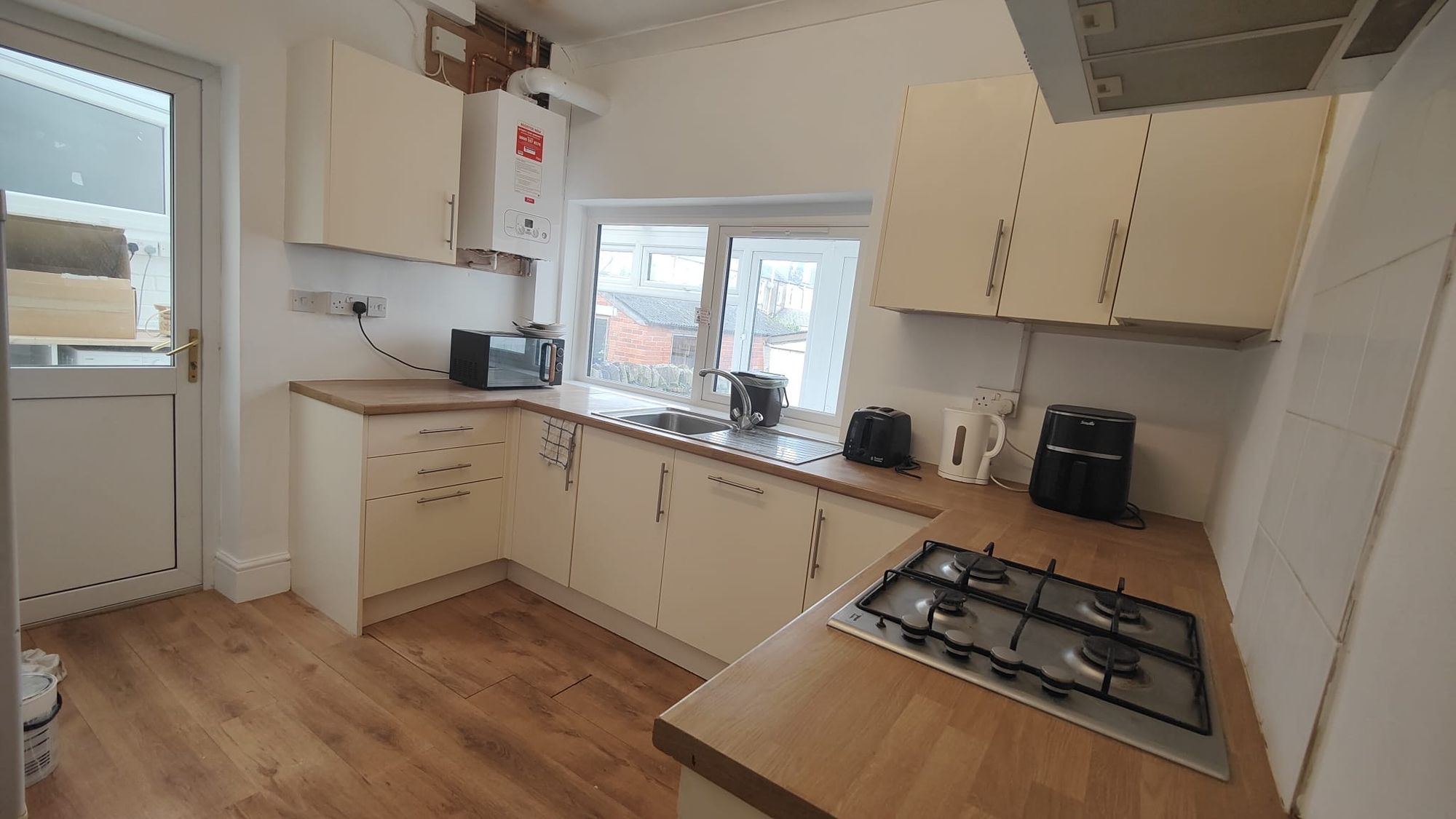 Room Flaxland Avenue in Cardiff