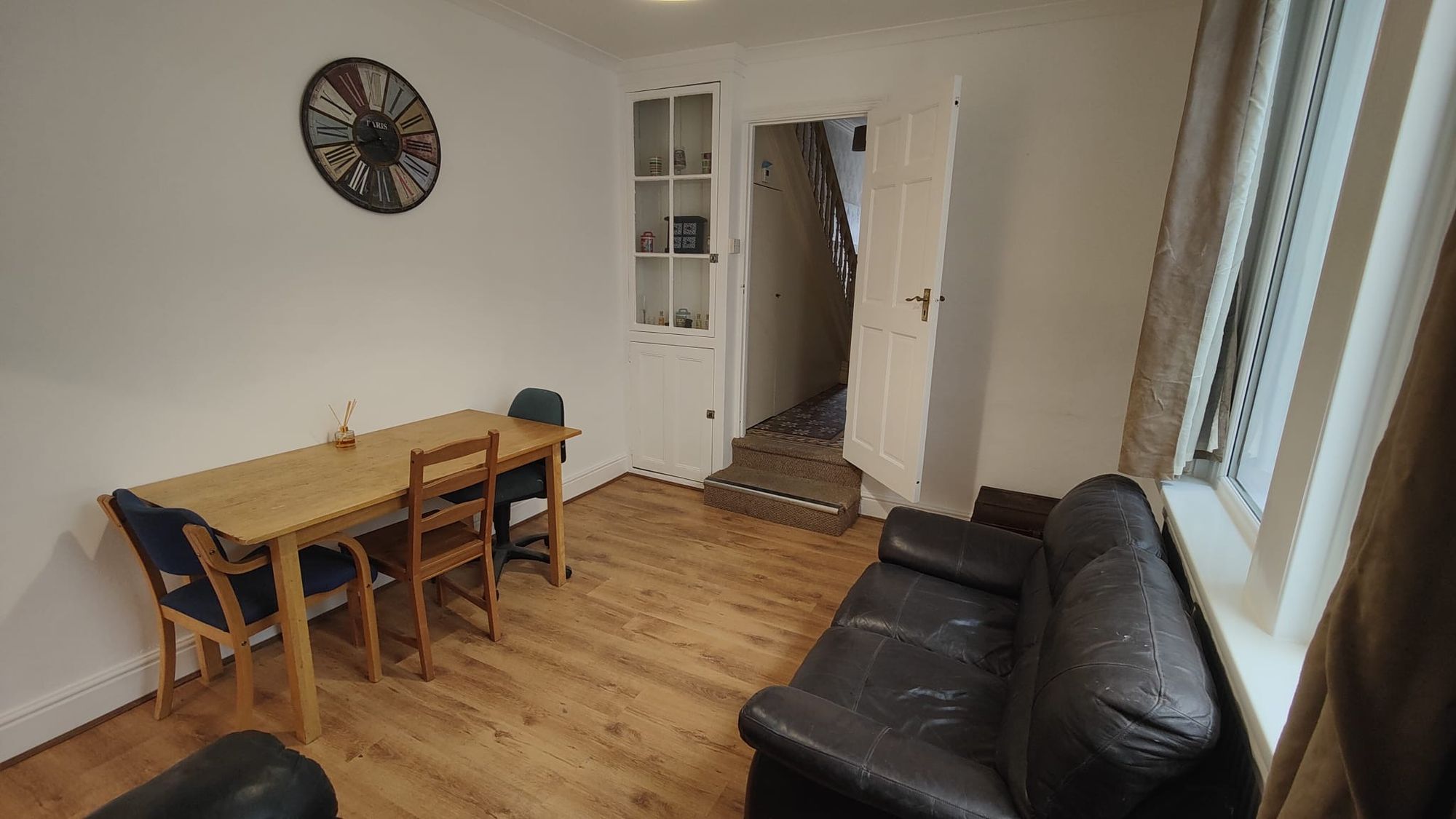 Room Flaxland Avenue in Cardiff