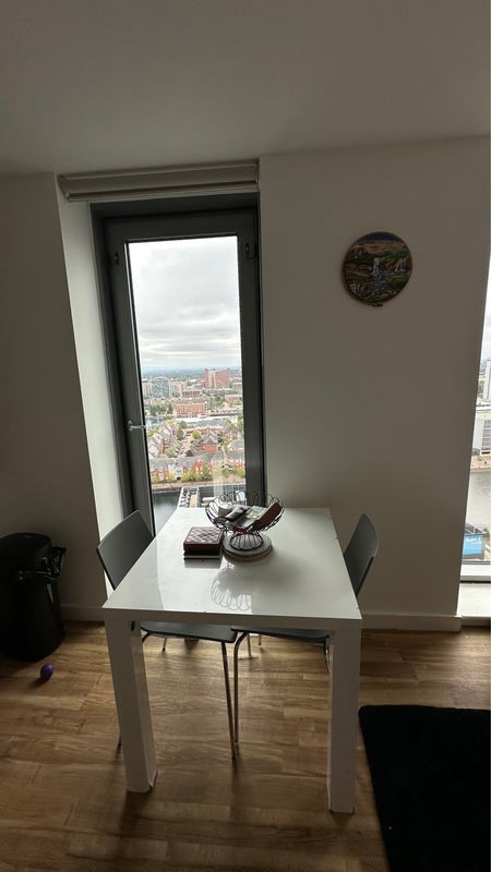Flat Michigan Avenue in Salford