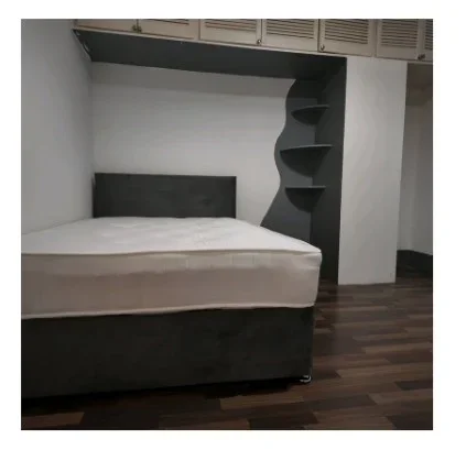 Room Gloucester Road in Greater London