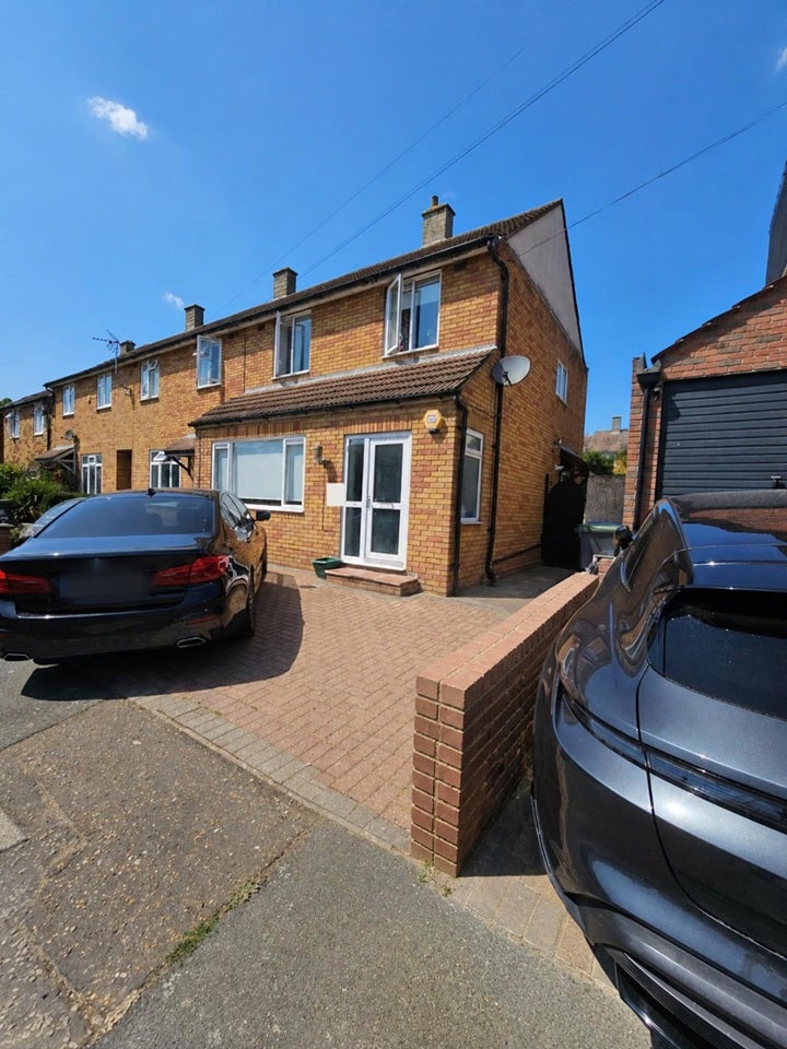 House Lushes Court in Epping Forest