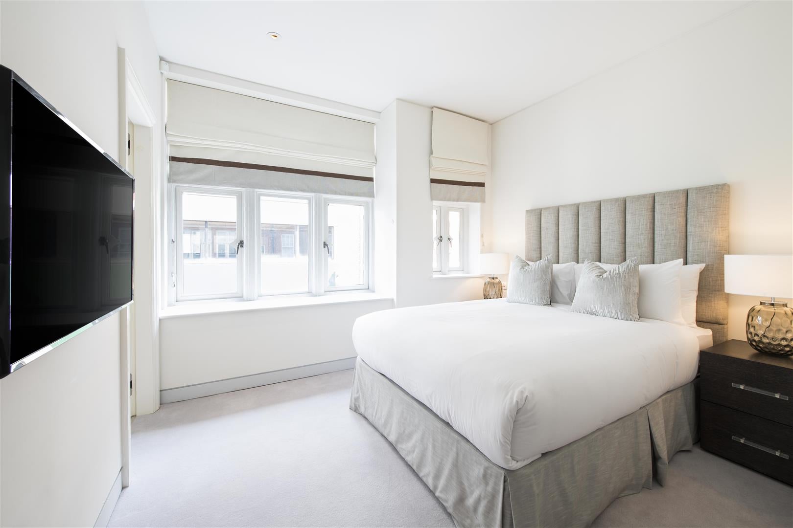 Flat Duke Street in City of Westminster
