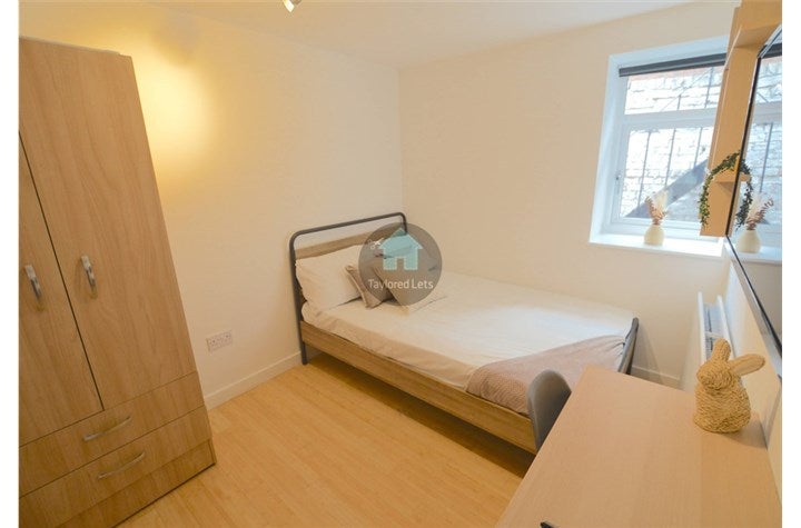 Flat Portland Terrace in Newcastle upon Tyne